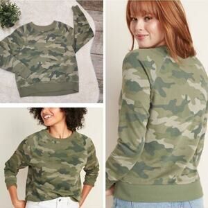 Old Navy Green Camo Vintage Crew-Neck Sweatshirt, Size Small